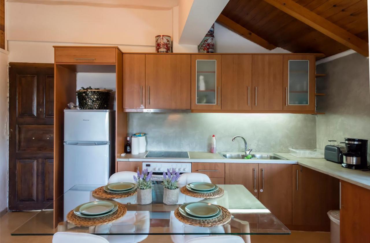 Apartamento Seaside Heaven - Sunset Views Close To The Beach Kalamata Exterior foto
